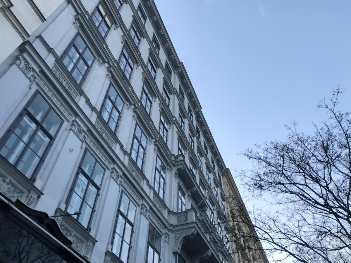 Vca Palais Brambilla Apartment เวียนนา ภายนอก รูปภาพ