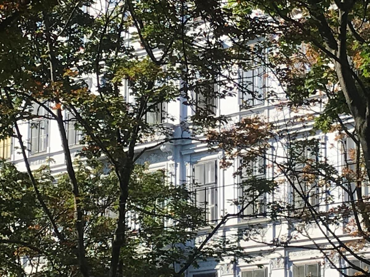 Vca Palais Brambilla Apartment เวียนนา ภายนอก รูปภาพ