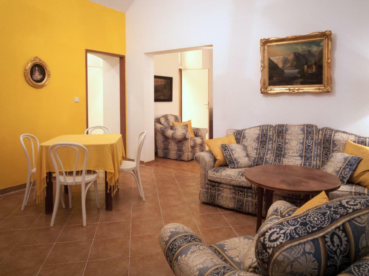 Vca Palais Brambilla Apartment เวียนนา ภายนอก รูปภาพ